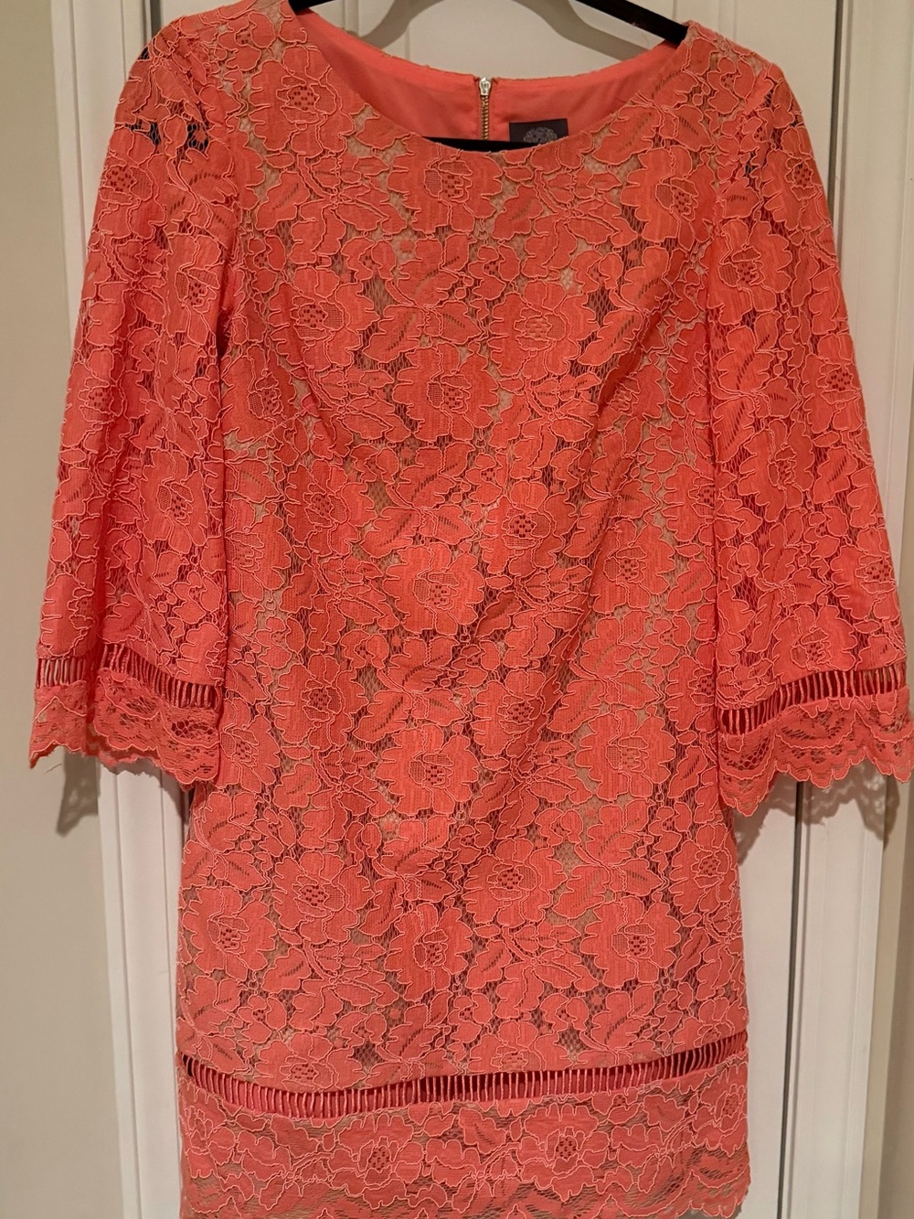 Vince Camuto Women’s Coral Lace Shift Dress Sz 4